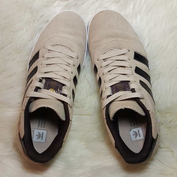 Adidas - Picture 8 of 8